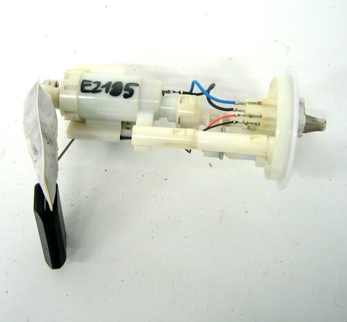 Suzuki Palivové čerpadlo + plovák